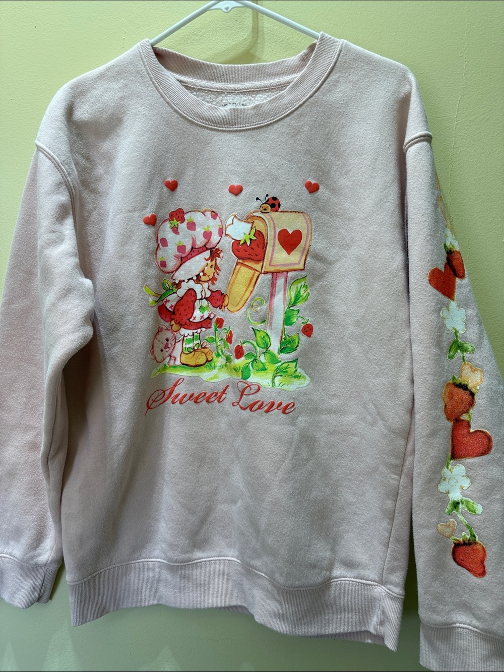 Pink 'Sweet Love' Graphic Crewneck Sweatshirt